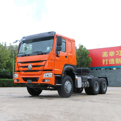 10 Wheels Sinotruck HOWO Used Trailer Truck 40 Tons with and Manual Transmission Type
