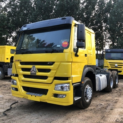 Used Sinotruck Tractor Unit with D12.42-20 Engine and Techinical Spare Parts Support