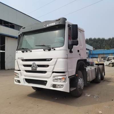 Sinotruck Manual Used Prime Mover with High Capacity and 16 Tons Rear Axle Trailer