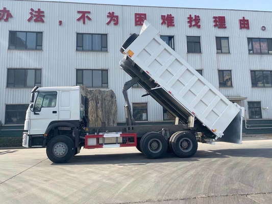 6X4 Sinotruk HOWO 10 Tires Volume Sand Tipper Truck Dump Truck with 300L Fuel Tanker