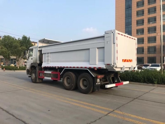 Sinotruck HOWO 20 Cubic Meters Rhd Zambia Tipper Truck with Zf8118 Steering System
