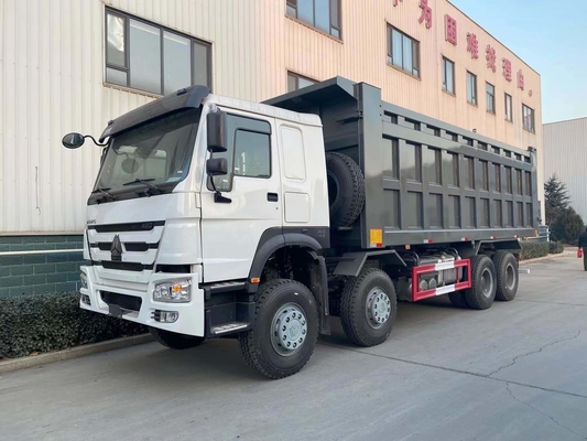 ISO Certified 12 Wheeler 8X4 Sinotruck 40 Cubic Meters Tipper Truck with Front Axle Hf9