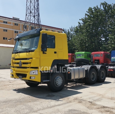 16 Tons Rear Axle Sinotruk HOWO 420 Tractor Truck with 50 /90 Optional Traction Base