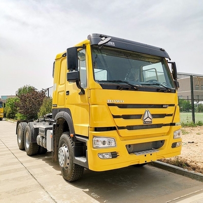 40-60 Tons Loading Capacity Sinotruk HOWO 3 Axles Tow Truck Head with Performance