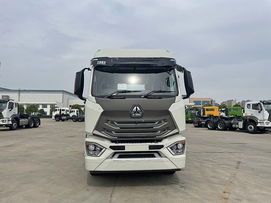 40-60 Tons Loading Capacity Sinotruk HOWO 3 Axles Tow Truck Head with Performance