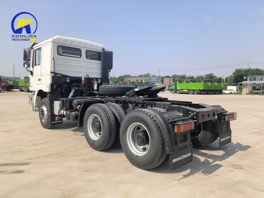 Shacman 3 Axles Tractor Truck Head Tow Truck with Drive Wheel 6×4 and Engine Capacity ＞8L