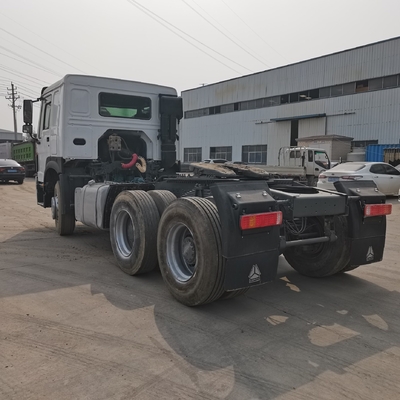 Customized Request Used Sinotruk HOWO 6X4 Tractor Truck with Customization Option