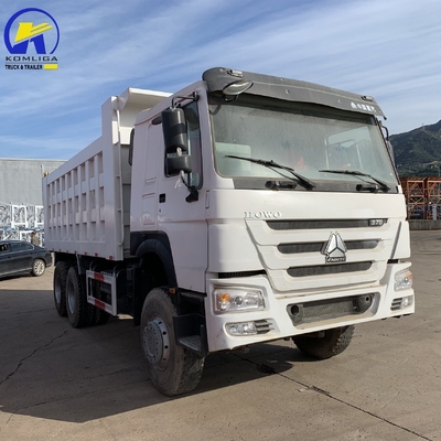 Sinotruk 8X4 Tipper Truck 40t Left Hand Drive for Large Scale Construction Projects