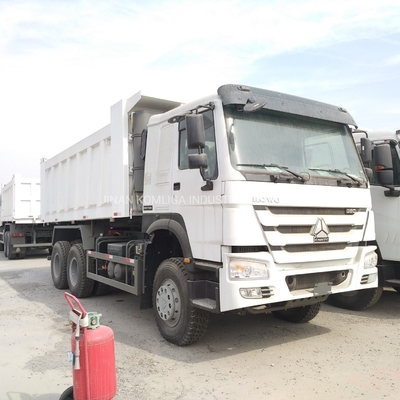 Sinotruk HOWO Truck 20 Cubic Meters Dump Truck for ≤5 Seats and 2 Rear Axle Sets