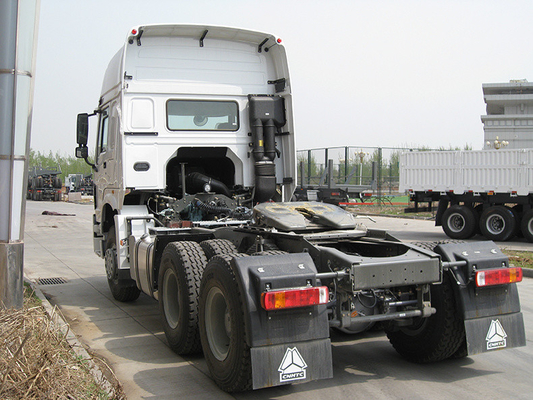 Sinotruk HOWO Tractor Head Truck for Trailer Engine Capacity＞8L Traction Base Optional