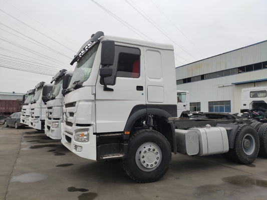 Used HOWO Tractor Truck Head with 40-60 Tons Loading Capacity and ＞8L Engine Capacity