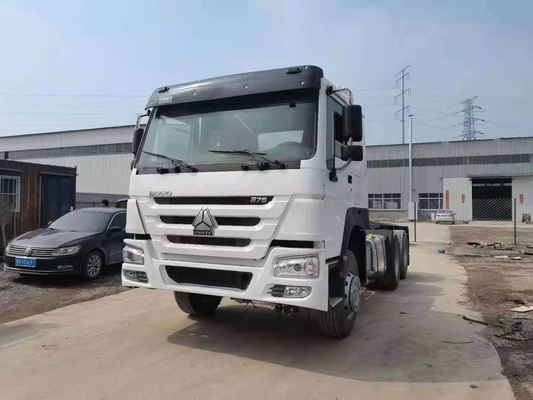 Used HOWO Tractor Truck Head with 40-60 Tons Loading Capacity and ＞8L Engine Capacity