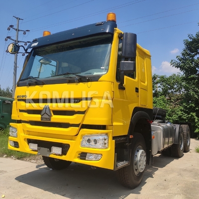 10 Wheels HOWO Tractor Truck Head with Radial Tire Design and Customized Request