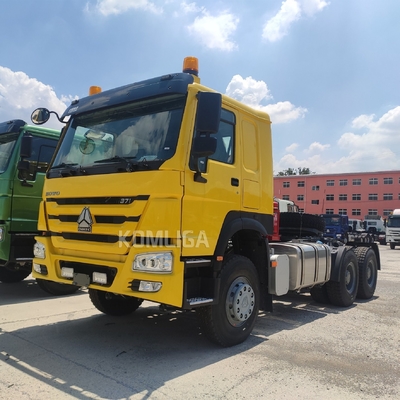 10 Wheels HOWO Tractor Truck Head with Radial Tire Design and Customized Request