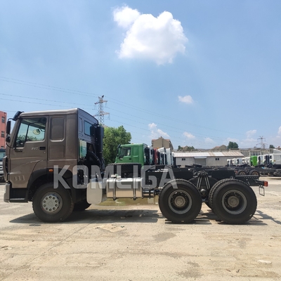 Sinotruk HOWO 6X4 375HP Sleeper Cab Tractor Truck with 40-60 Tons Loading Capacity