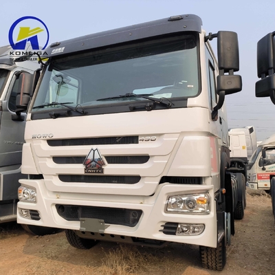10 Wheels Prime Mover HOWO Tractor Truck with Tire 12r22.5 and Engine Capacity＞8L