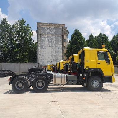 Sinotruk HOWO 3 Axles Tractor Truck Tower Truck for 21-30t Load Capacity Euro2 Emission