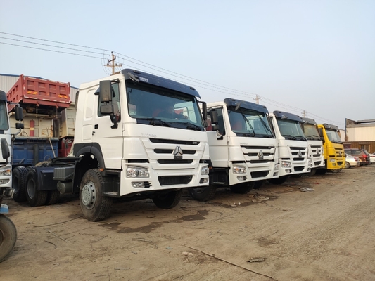Zz4257s3241W 6X4 10 Wheels HOWO Tractor Truck Head with Durable Hw19710 Gearbox