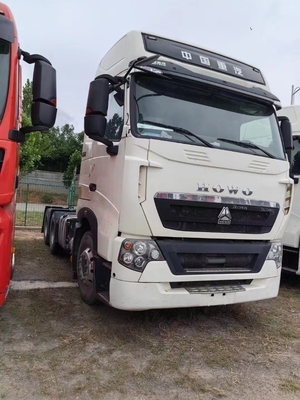 Euro 2 Emission Standard Used 2022 Year 6X4 HOWO 570HP Tractor Truck for Russian Market