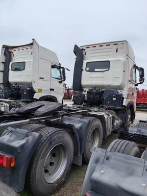 Euro 2 Emission Standard Used 2022 Year 6X4 HOWO 570HP Tractor Truck for Russian Market