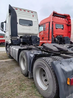 Euro 2 Emission Standard Used 2022 Year 6X4 HOWO 570HP Tractor Truck for Russian Market