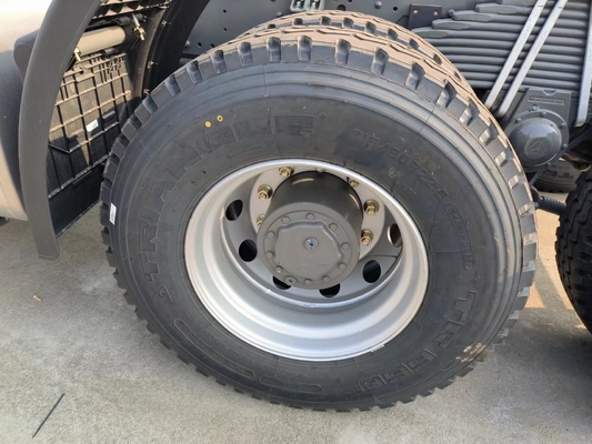 Sinotruk HOWO 6X4 10 Wheeler Prime Mover Tractor Head Truck with Spare Parts Support