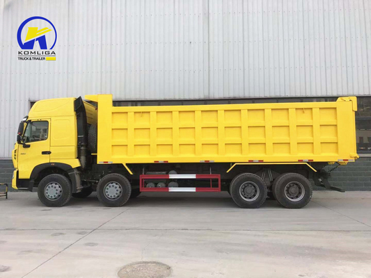 12 Wheels 8X4 Heavy Duty Dump Truck with Wd615.47.D12.42 Engine and Long Service Life