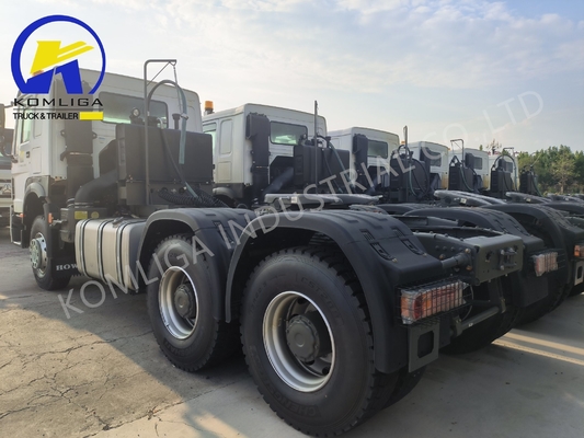 Customized Request Sinotruck HOWO 6*4 400HP Tractor Head Truck with 315/80r22.5 Tires