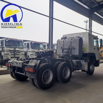 Sinotruk Cargo Heavy Duty HOWO 6X4 Tow Trailer Head Tractor Truck with 3.36 Speed Ratio