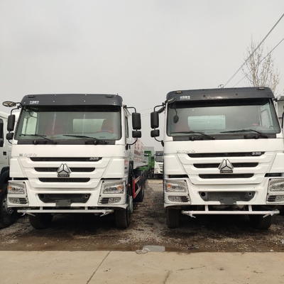25-30tons Capacity Used HOWO 8X4 Dump Truck with 5600X2300X1500 Bucket Dimension