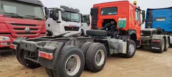 420HP Sinotruk HOWO Heavy Duty Tractor Trailer Head Truck with Radial Tire Design