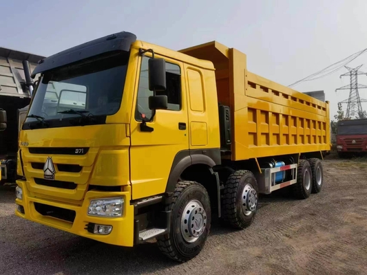 12 Wheels 8X4 HOWO Dump/Tipper Truck with Front Axle 9tons Loading Capacity and Used