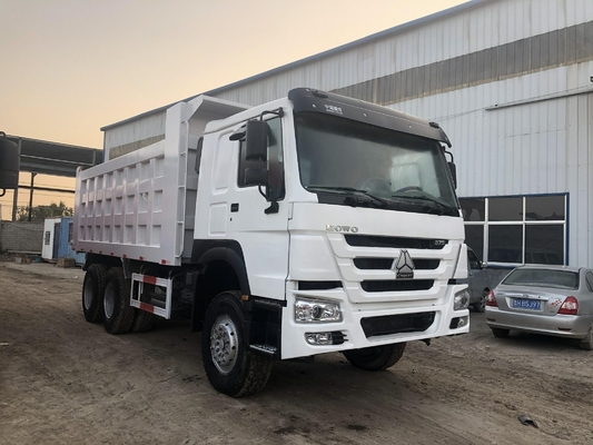 Used Sinitruk HOWO 6X4 10 Wheels 30t Dumper Truck Zz3257n3847A with 300L Fuel Tanker