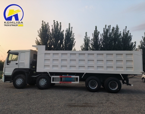 Sinotruk HOWO 12 Tyres 8X4 Tipper Truck with GCC Tire Certification