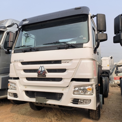 Second Hand Sinotruk HOWO 6X4 Heavy Duty Trailer Head Tractor Truck with and ≤5 Seats