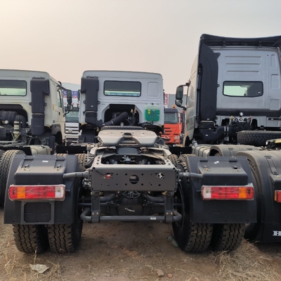 336HP Sinotruk HOWO 6X4 Tractor Truck Head Mini Trailer Truck with High Load Capacity