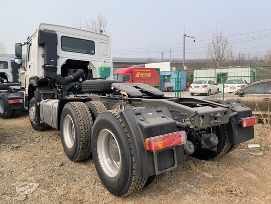 40-60 Tons Loading Capacity HOWO Head Trailer Trucks 6X4 Diesel Tow Used Tractor Truck