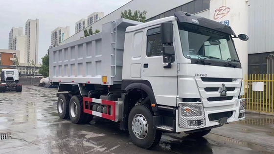Used 370-440HP 10 Wheels 6X4 Tipper Truck with Hw19710 Transmission and 2sets Rear Axle