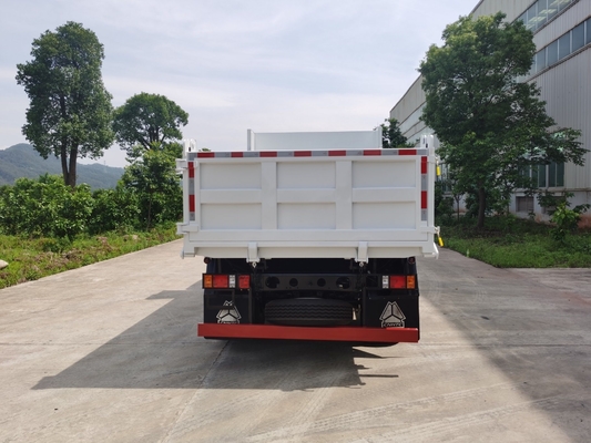 1-10 Tons Loading Weight Sinotruk HOWO 5t 4X2 Dump Truck Light for Customer Requirements