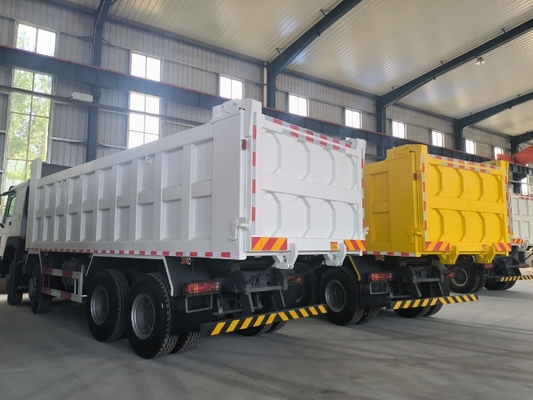 Sino Truck 8X4 Tipper Truck 12 Wheels Dump Truck with Powerful Engine Wd615.47.D12.42