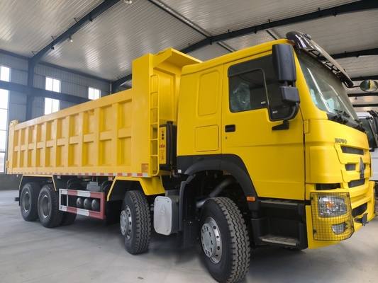 Sino Truck 8X4 Tipper Truck 12 Wheels Dump Truck with Powerful Engine Wd615.47.D12.42
