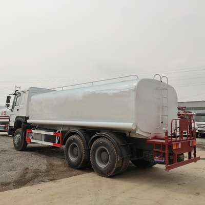 Sinotruck HOWO 371HP 6X4 Water Tank Truck with Engine Capacity＞8L and Durable Design