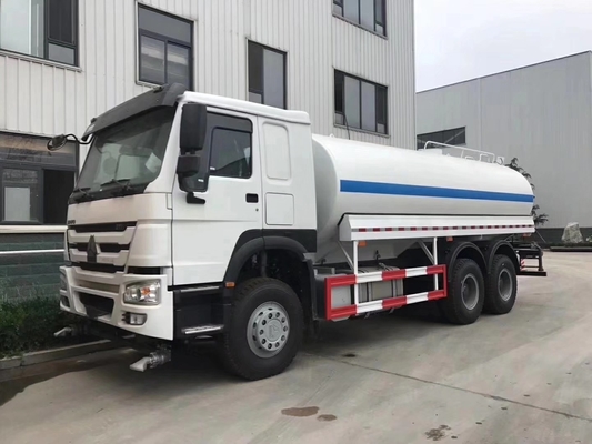 SINOTRUK HOWO 6X4 Used Fuel Tank Truck 20m3 25m3 375HP 371HP Wd615.69 Engine Capacity＞8L