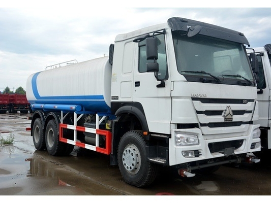 SINOTRUK HOWO 6X4 Used Fuel Tank Truck 20m3 25m3 375HP 371HP Wd615.69 Engine Capacity＞8L