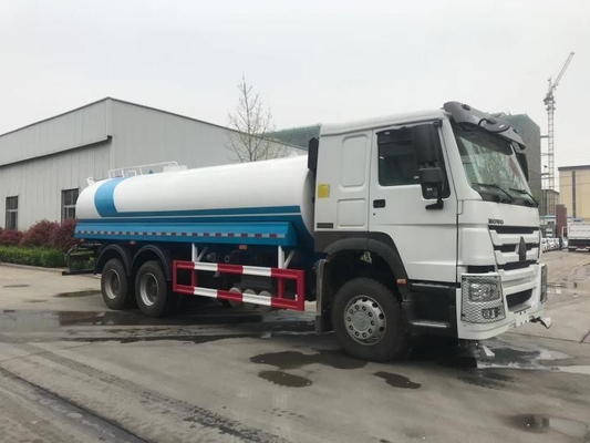 25m3 Oil Storage Capacity Sinotruck HOWO 6X4 Fuel Tank Truck with 2 Fire Extinguishers