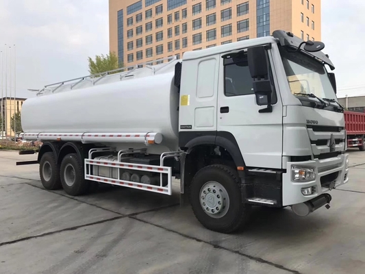 Dongfeng HOWO 3000 5000 Liters Diesel Mini Oil Tanker Truck for and 21-30t Load Capacity