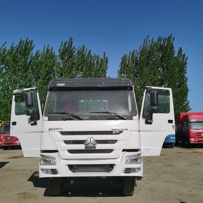 Sinotruck HOWO 30tons 40 Tons 8X4 6X4 Used Cargo Box Truck for and Safe Transportation