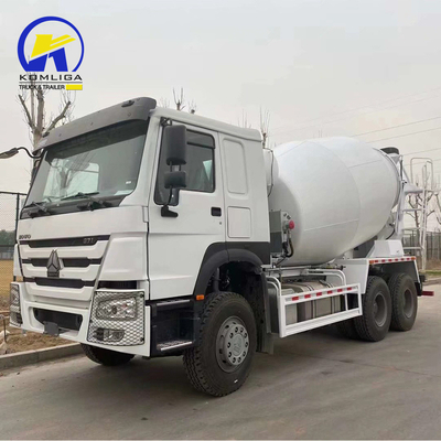 Heavy Duty Sinotruck HOWO 6X4 Bulk Cement Silos Truck with Maximum Horsepower 300-400hp