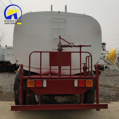 20 Cubic Meters Sinotruck HOWO 6X4 Sprinkling Water Tank Truck with Wd615.47 Engine