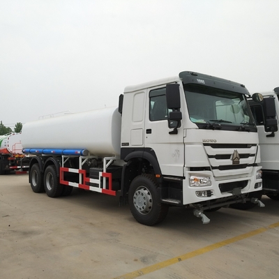 Sinotruk HOWO Water Tank Truck Cabin with One Sleeper and Two Seats Engine Capacity＞8L